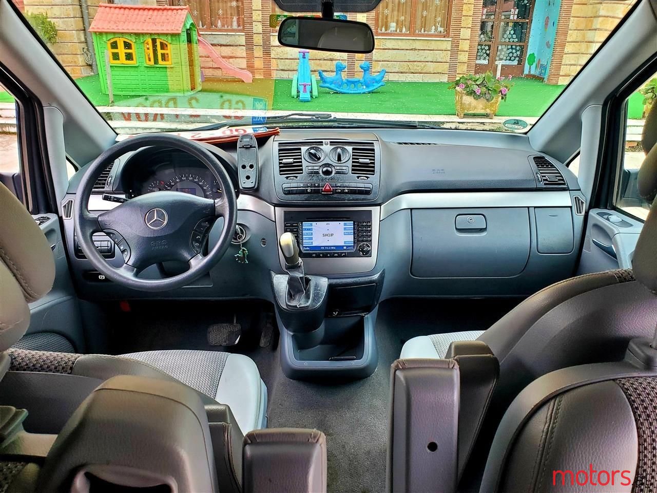 2007' Mercedes-Benz Viano photo #5