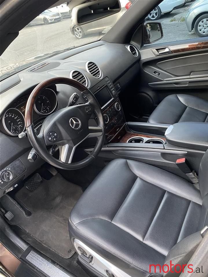 2010' Mercedes-Benz ML 350 photo #5