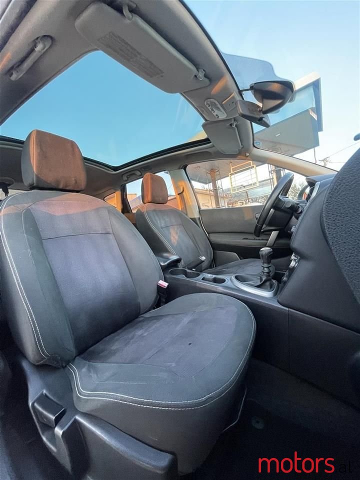 2012' Nissan Qashqai photo #2