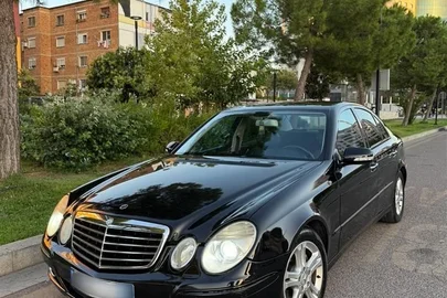2007' Mercedes-Benz E 220
