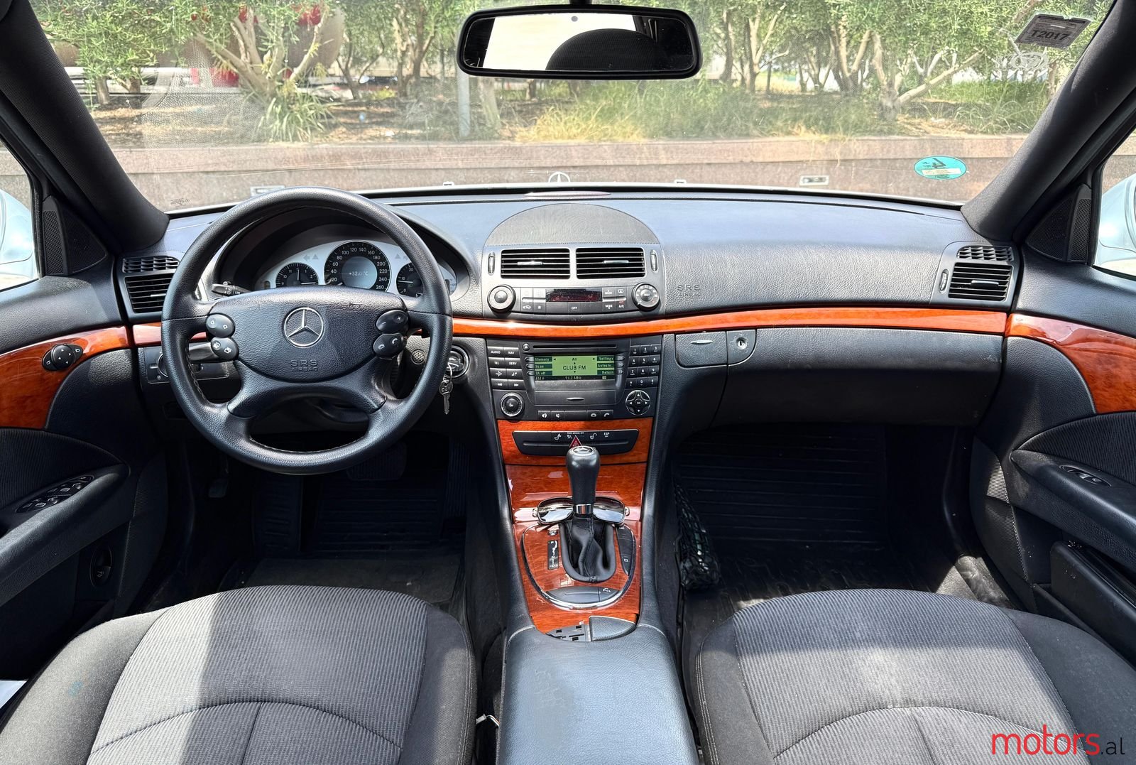 2007' Mercedes-Benz E 220 photo #2
