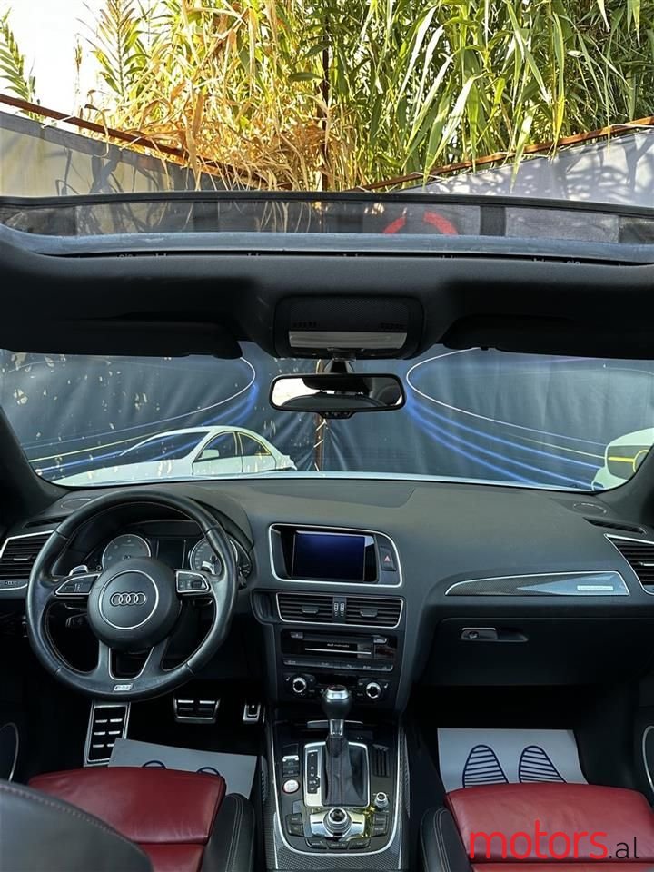 2014' Audi SQ5 photo #2