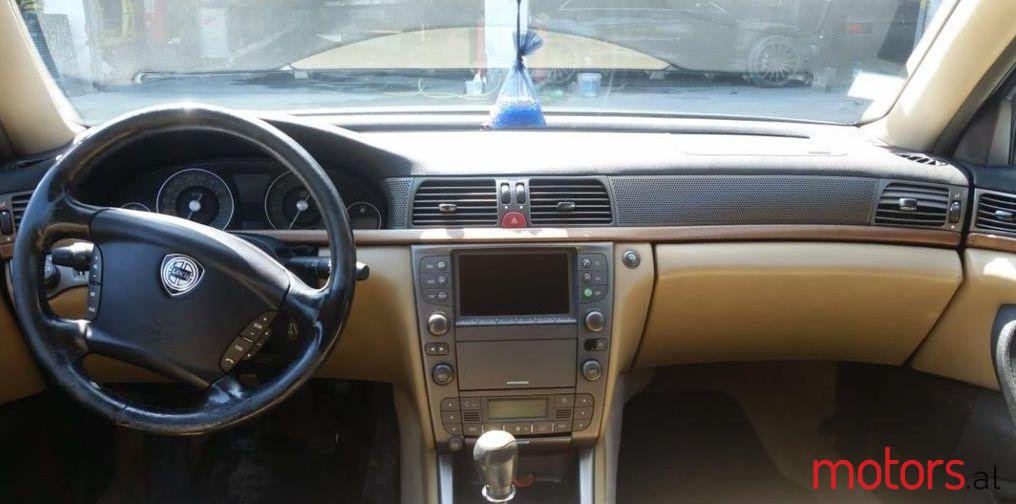 2004' Lancia Thesis photo #1