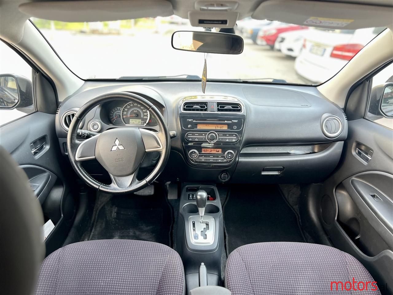 2015' Mitsubishi Space Star photo #4