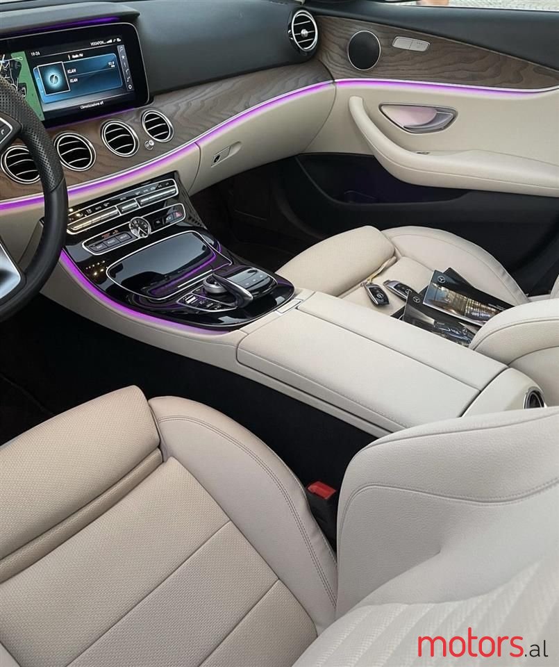 2017' Mercedes-Benz E 200 photo #4