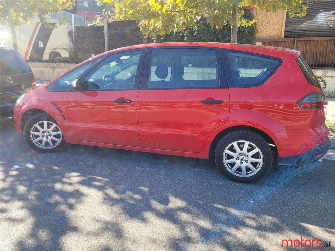 2009' Ford S-Max photo #5