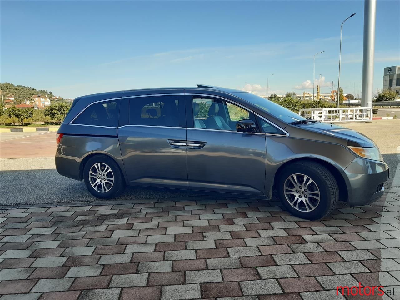 2012' Honda Odyssey photo #1