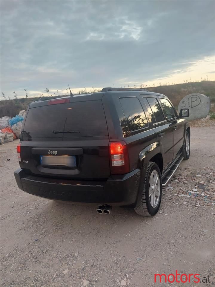 2010' Jeep Patriot photo #3