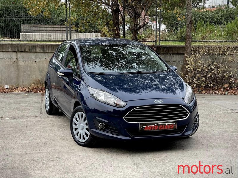 2013' Ford Fiesta photo #1