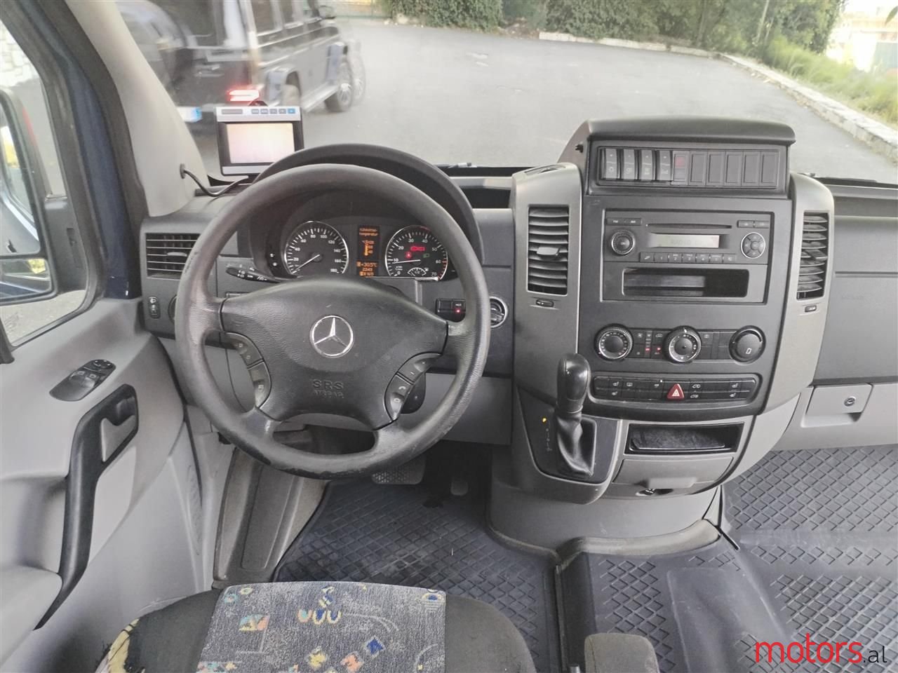 2010' Mercedes-Benz Viano photo #2