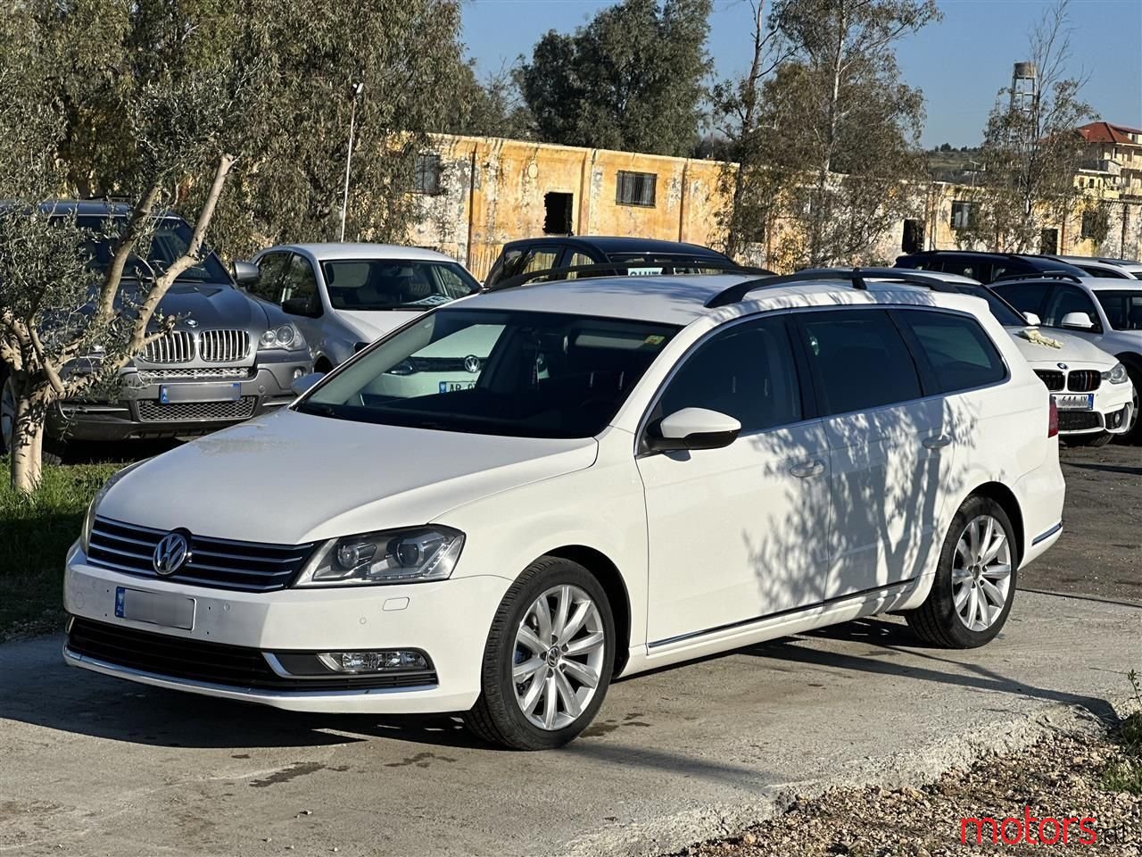 2012' Volkswagen Passat photo #1
