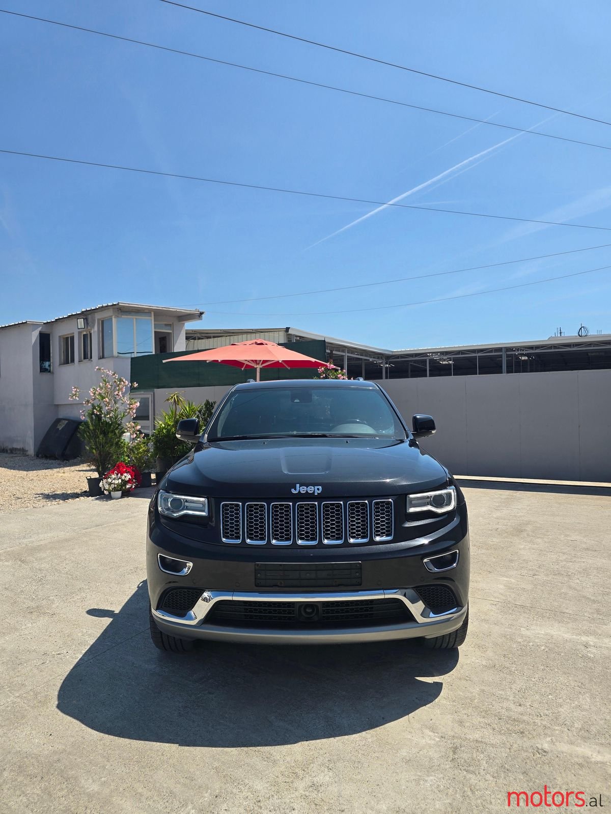 2013' Jeep Grand Cherokee photo #3
