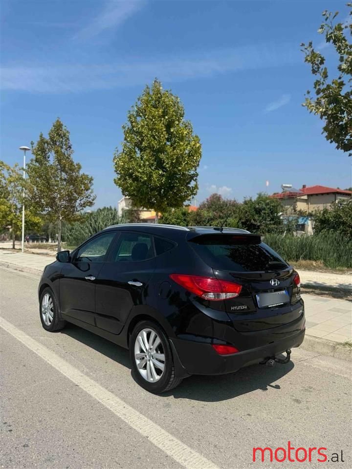 2011' Hyundai ix35 photo #3