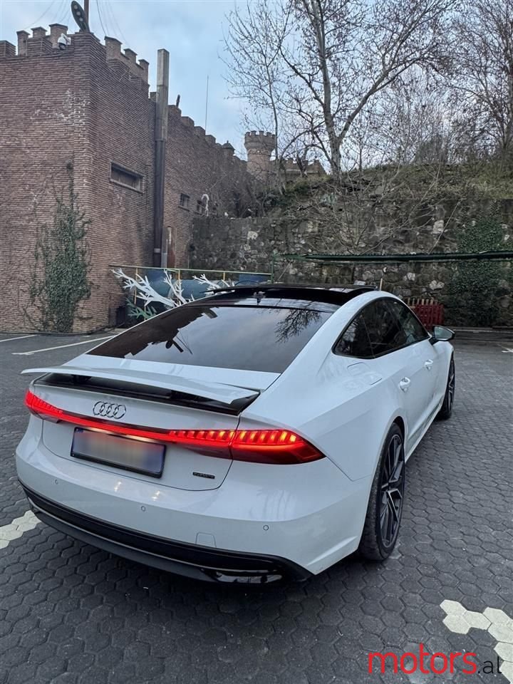 2019' Audi A7 photo #2