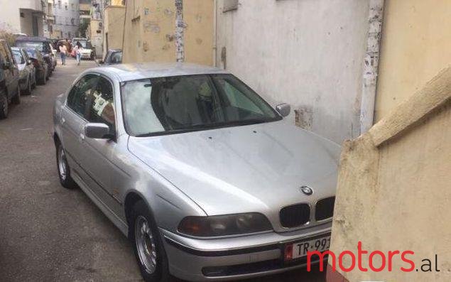 2001' BMW 525 photo #1