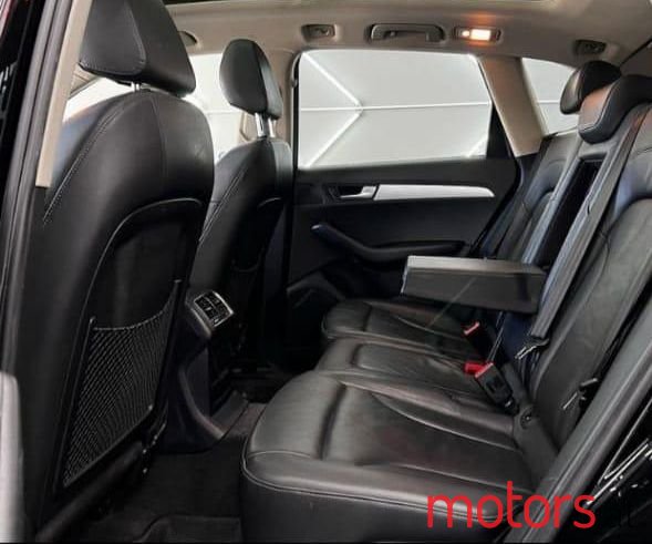 2011' Audi Q5 photo #6