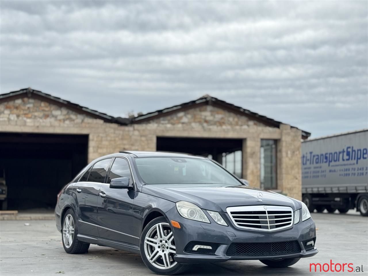 2012' Mercedes-Benz E 55 AMG photo #1