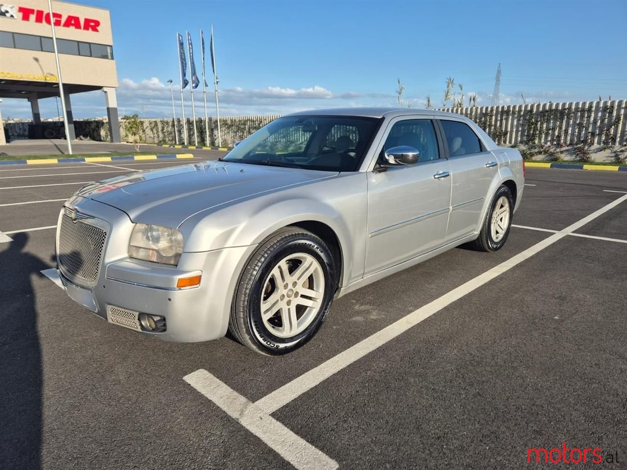 2007' Chrysler 300C photo #1
