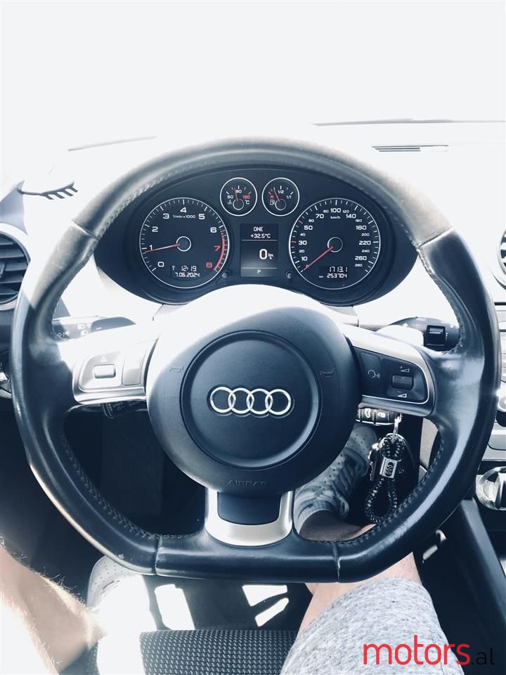 2010' Audi A3 photo #4