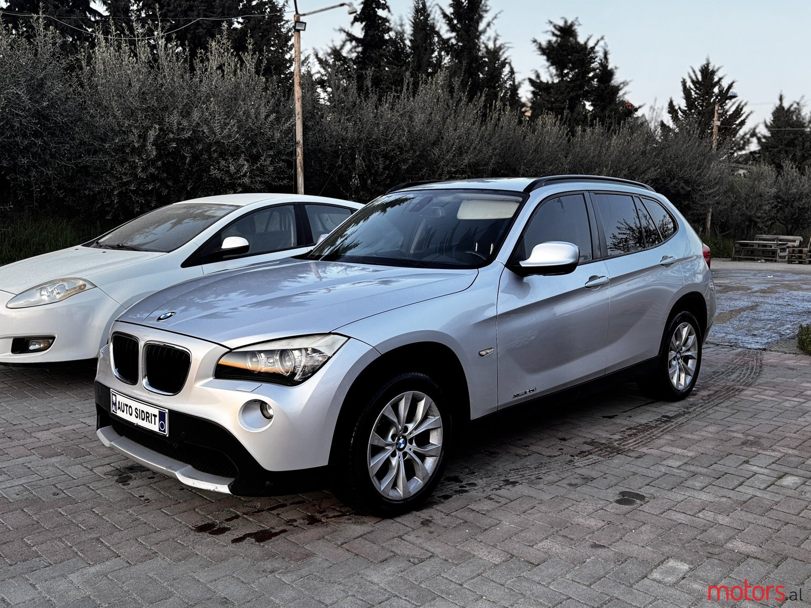 2011' BMW X1 photo #6
