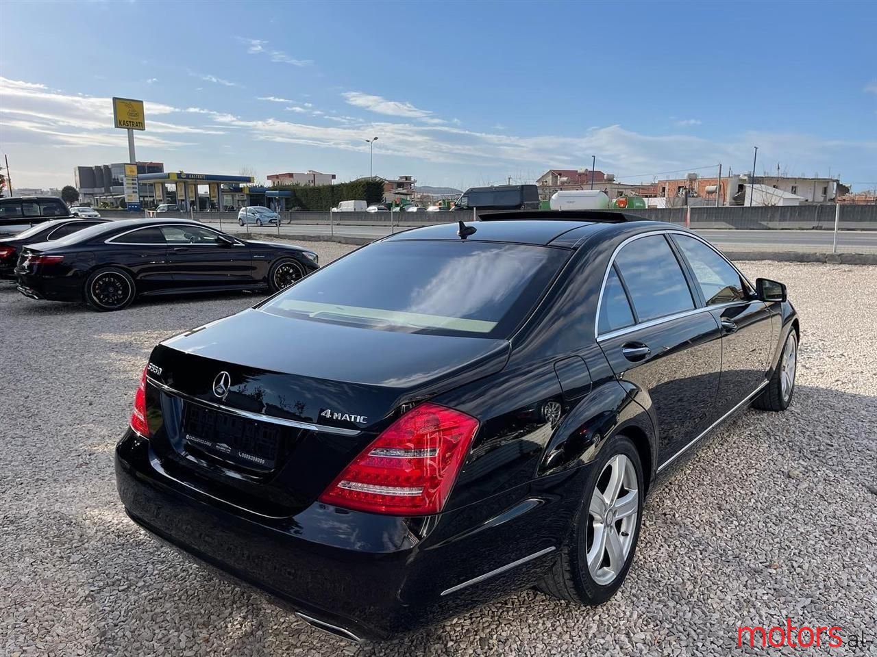 2010' Mercedes-Benz S 550 photo #3
