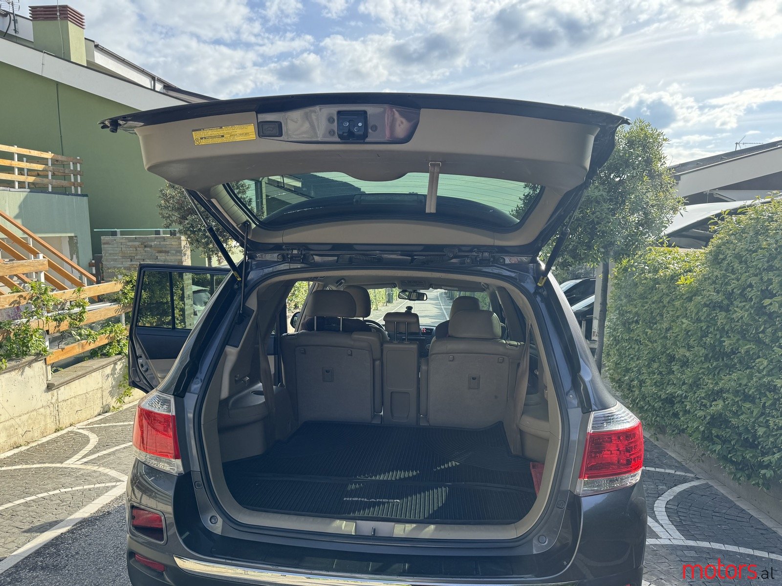 2013' Toyota Highlander photo #6