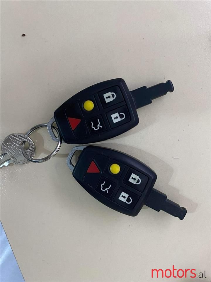 2004' Volvo S40 photo #2