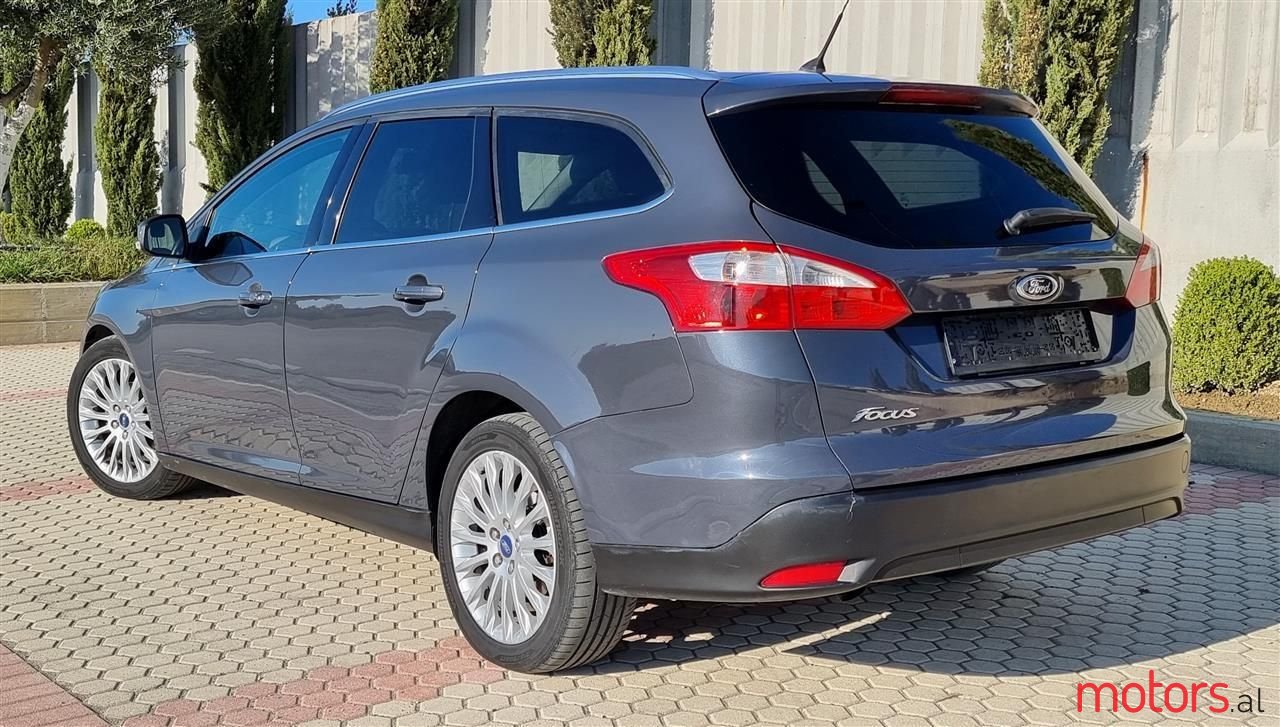 2012' Ford Focus photo #3