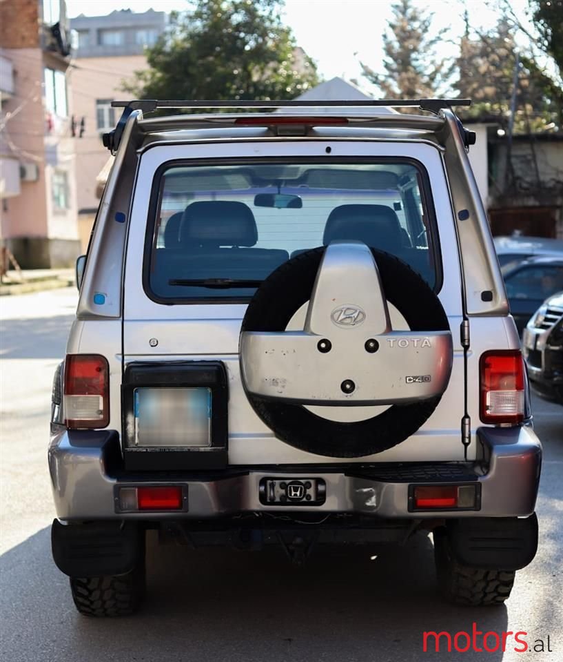 1999' Hyundai Galloper photo #4