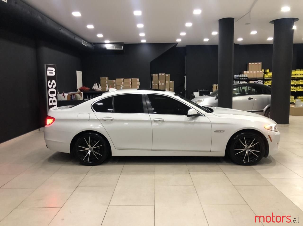 2013' BMW 535 photo #2