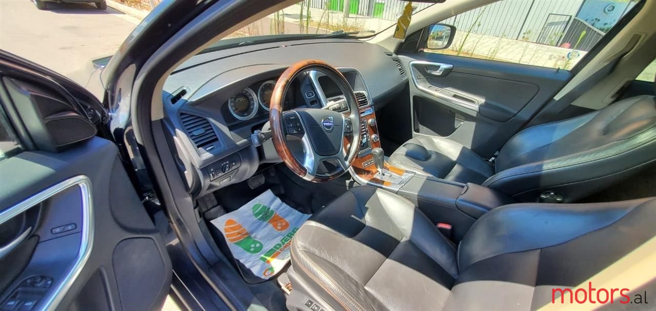 2012' Volvo Xc 60 photo #2