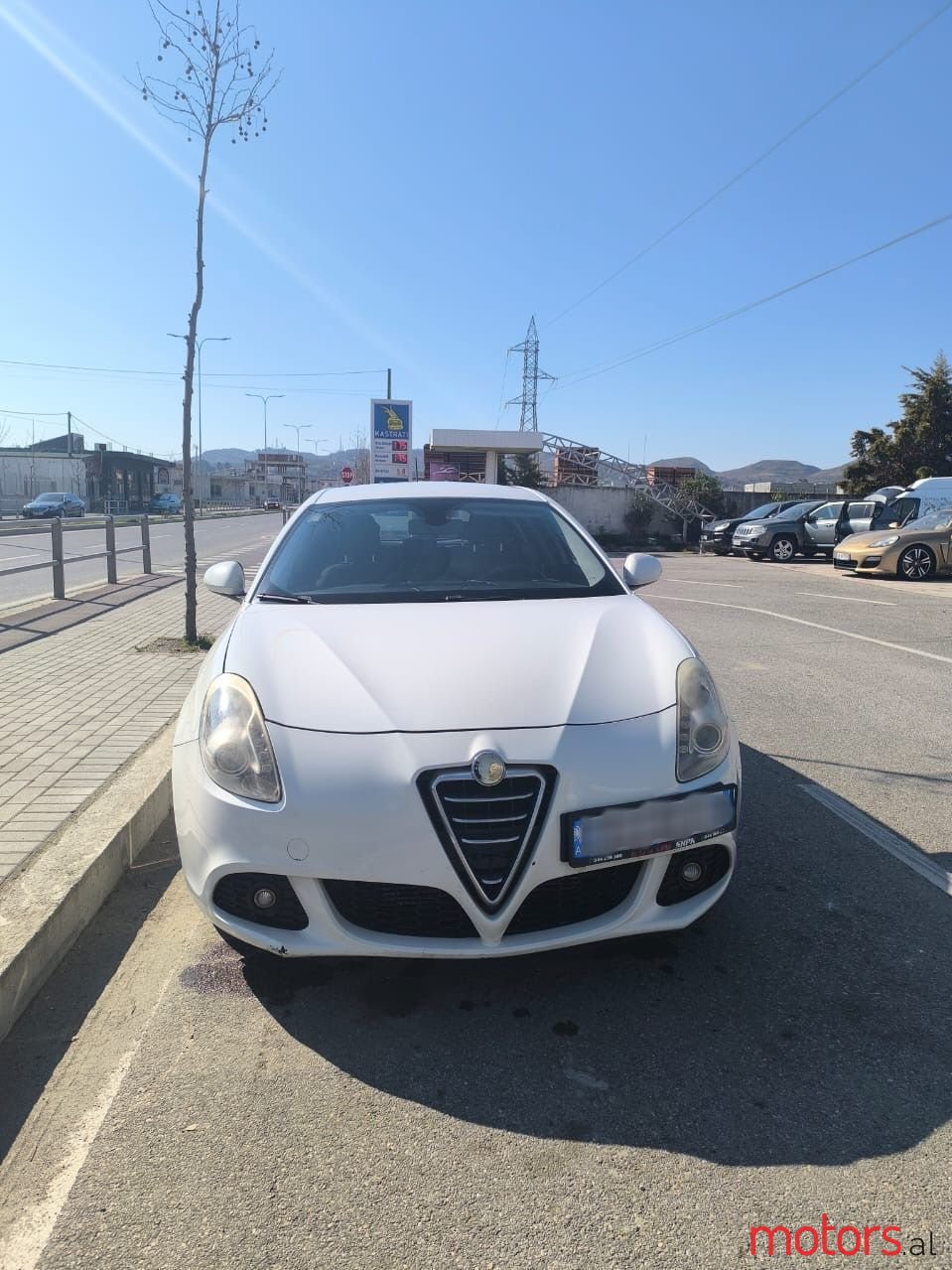 2010' Alfa Romeo Giulietta photo #2