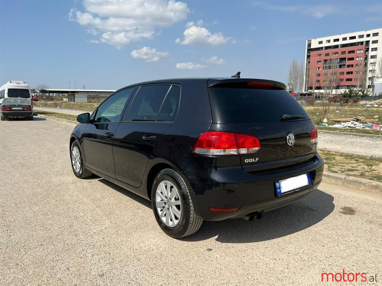 2010' Volkswagen Golf photo #5