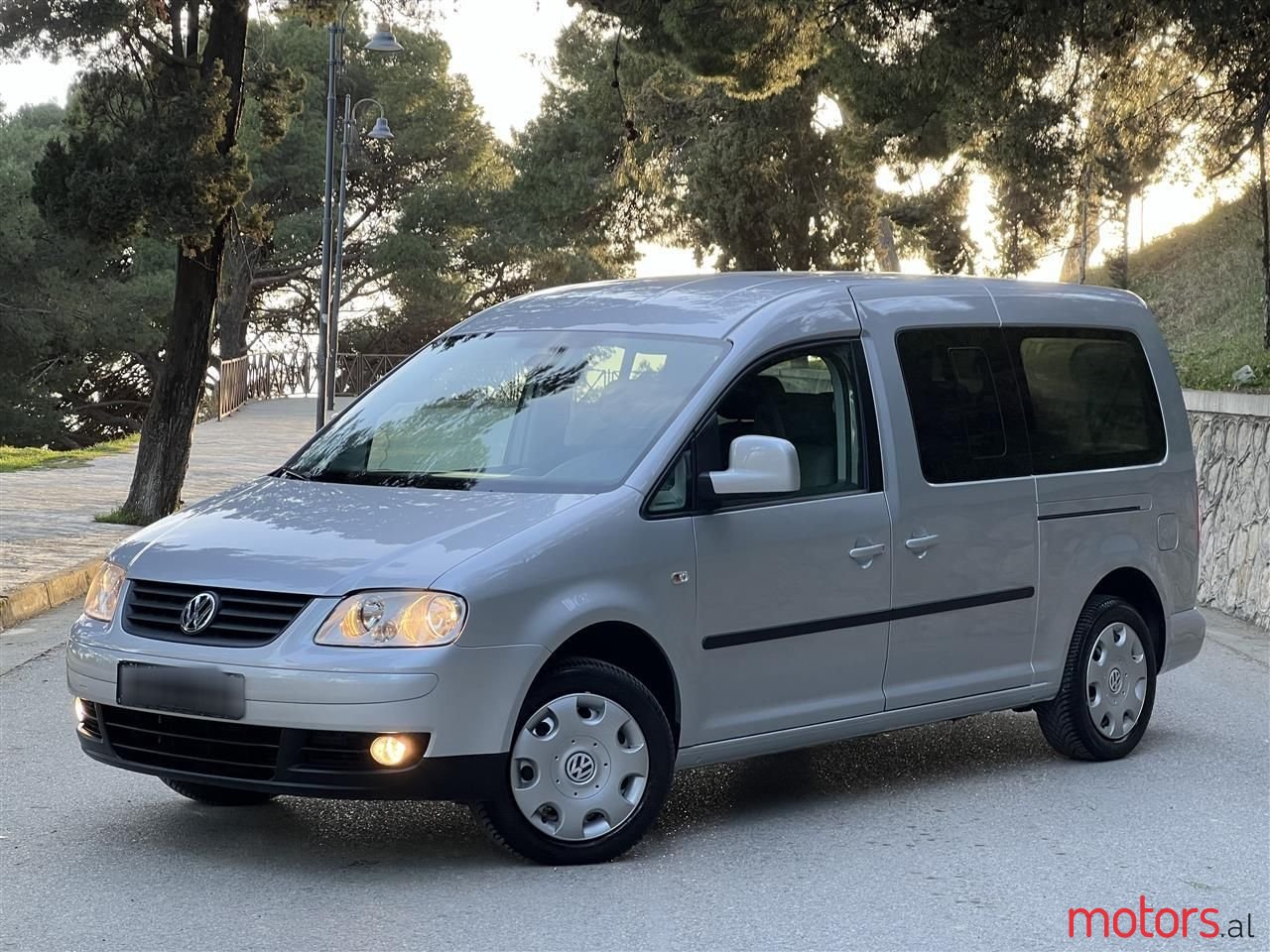 2008' Volkswagen Caddy photo #1