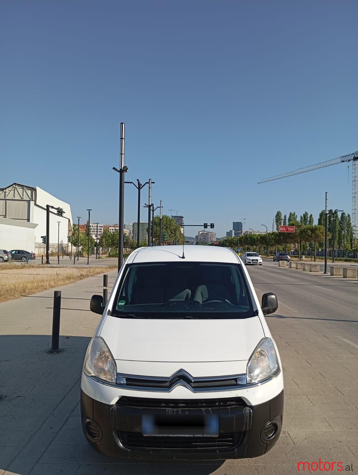 2013' Citroen Berlingo photo #6