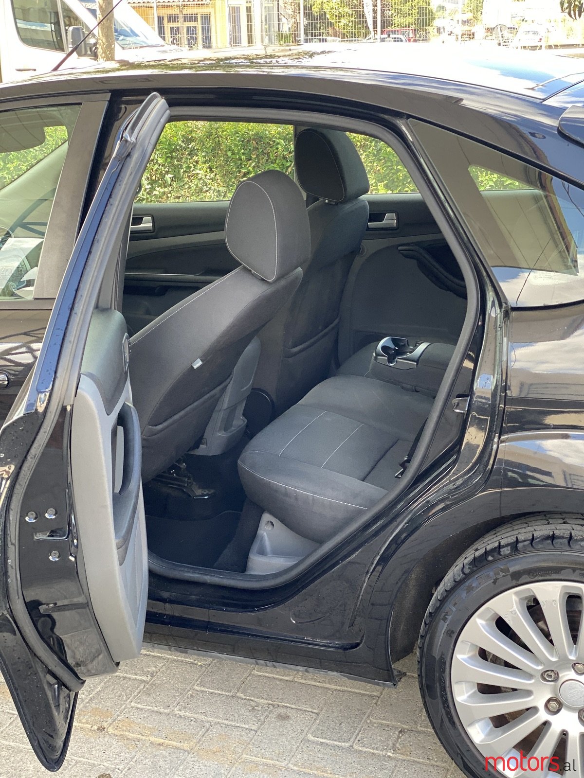 2008' Ford Focus photo #7