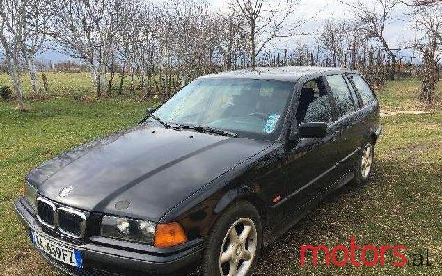 1998' BMW 318 photo #1