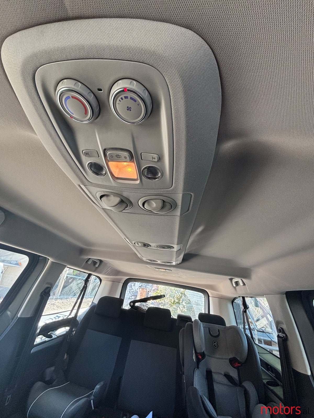 2020' Opel Vivaro photo #4