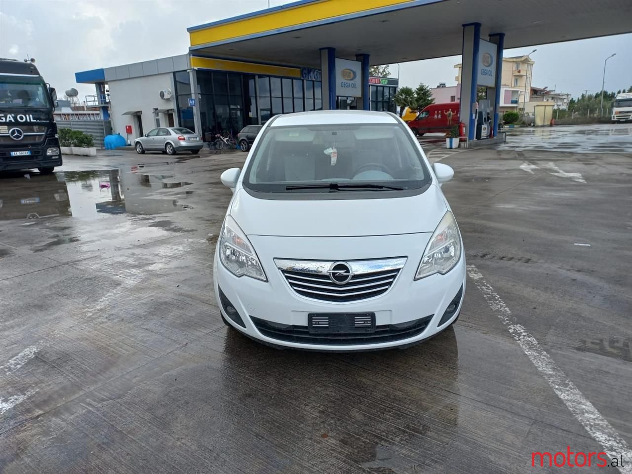 2011' Opel Meriva photo #1