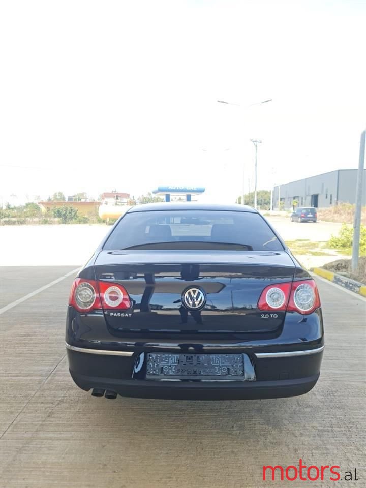 2006' Volkswagen Passat photo #6