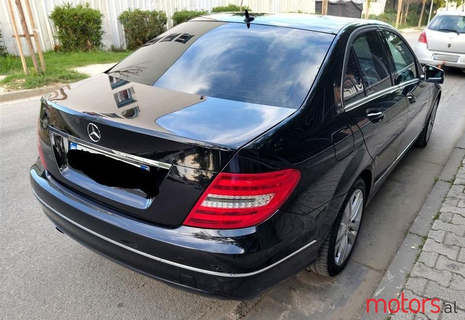 2011' Mercedes-Benz C 200 photo #4