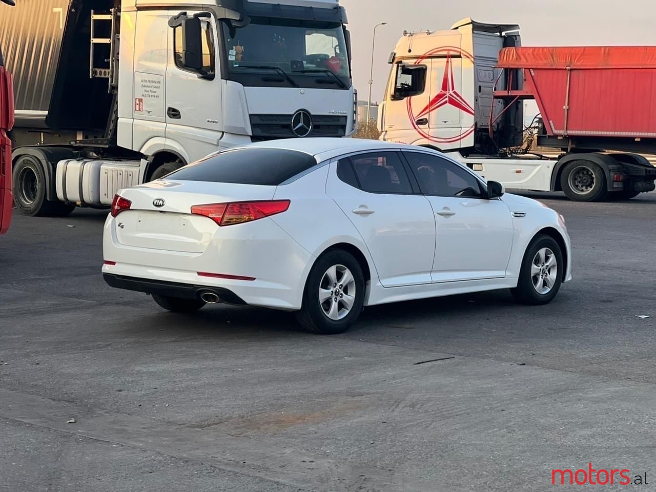 2013' Kia K5 photo #4