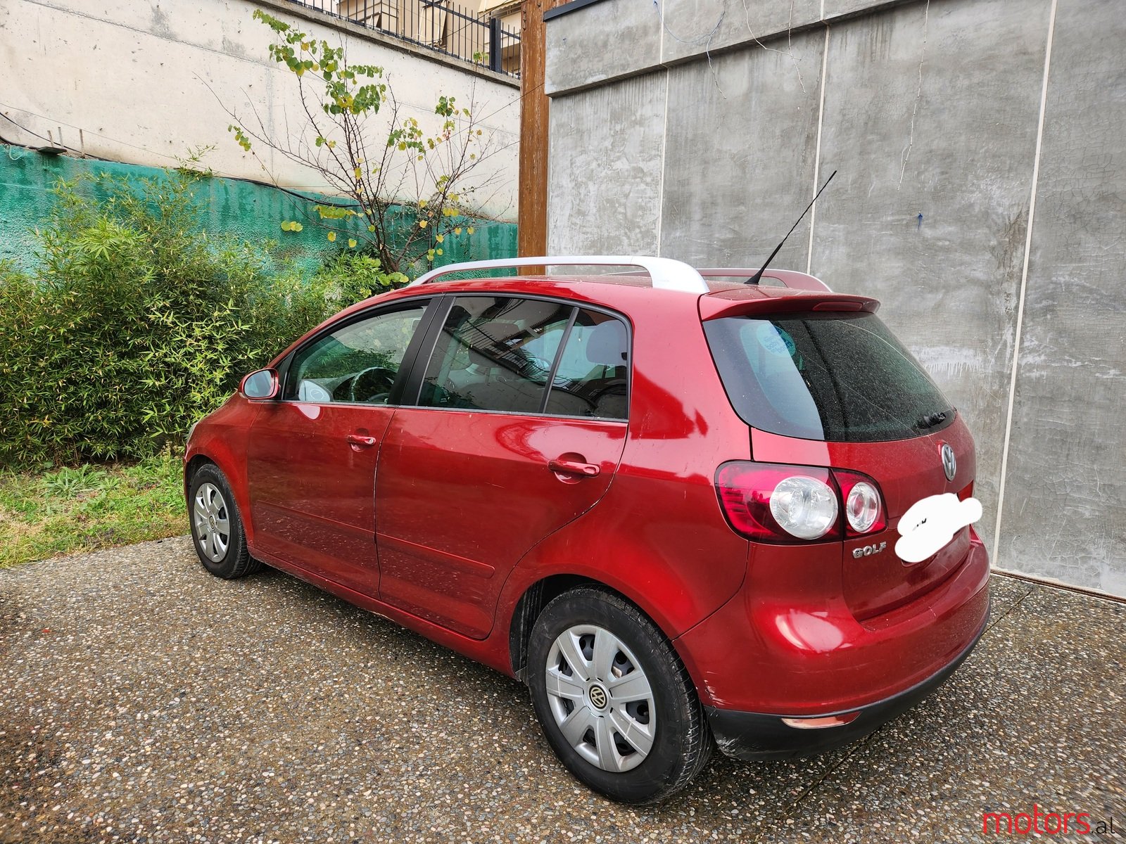 2008' Volkswagen Golf Plus photo #1