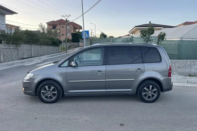 2007' Volkswagen Touran