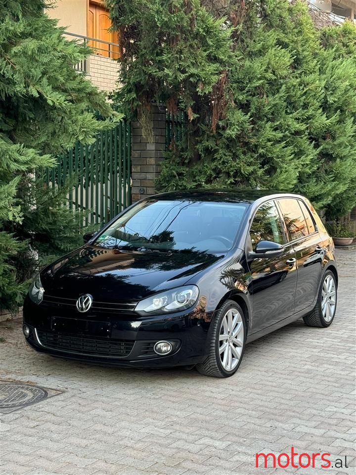 2010' Volkswagen Golf photo #4