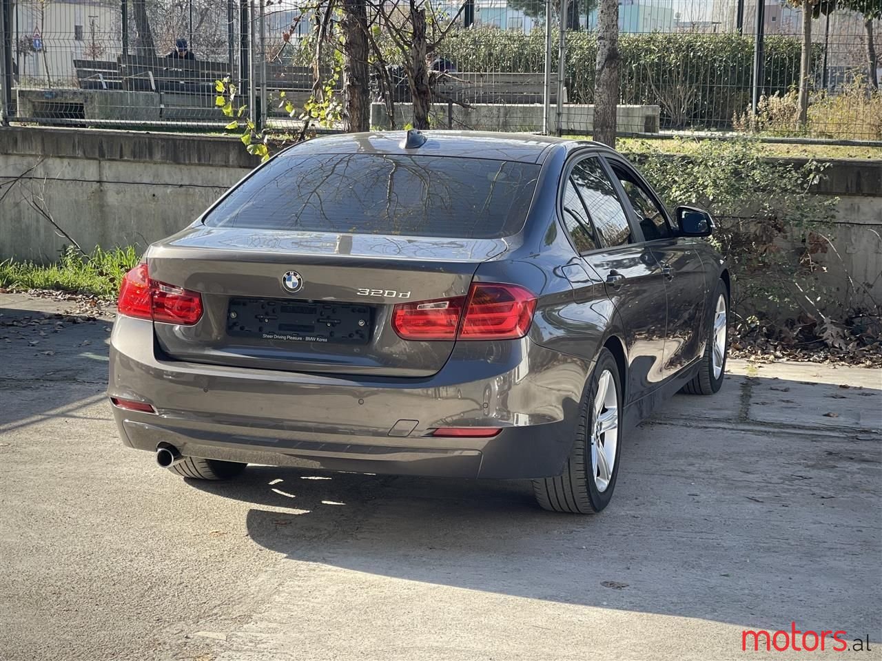 2012' BMW 320 photo #5