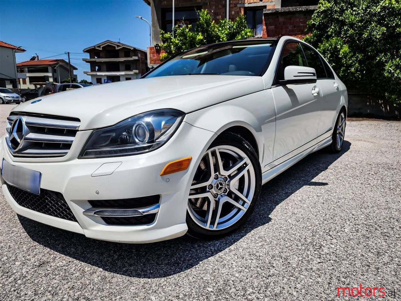 2012' Mercedes-Benz C 300 photo #3