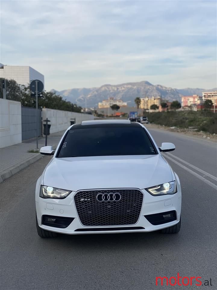 2013' Audi A4 photo #3