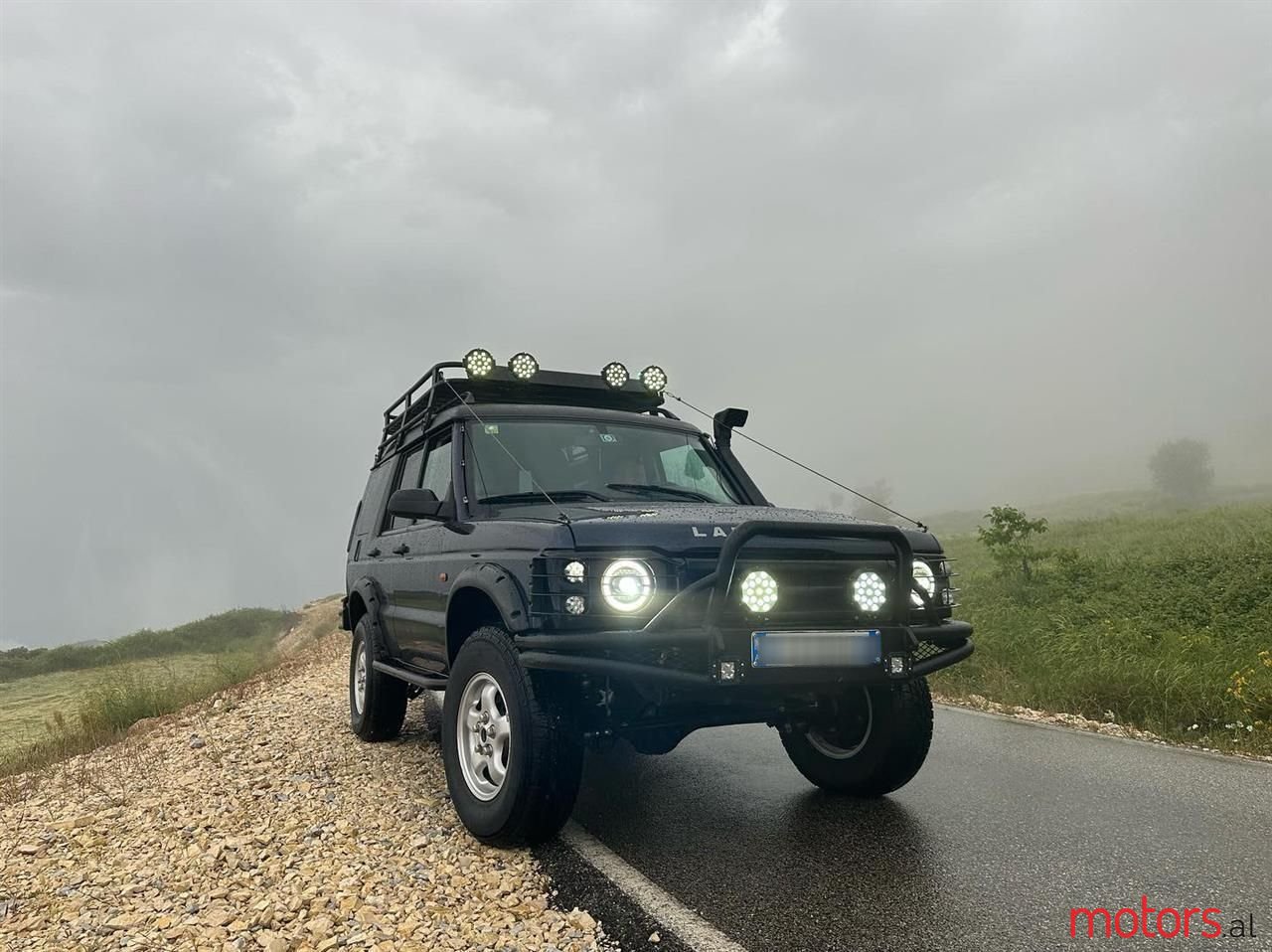 2000' Land Rover Discovery photo #3