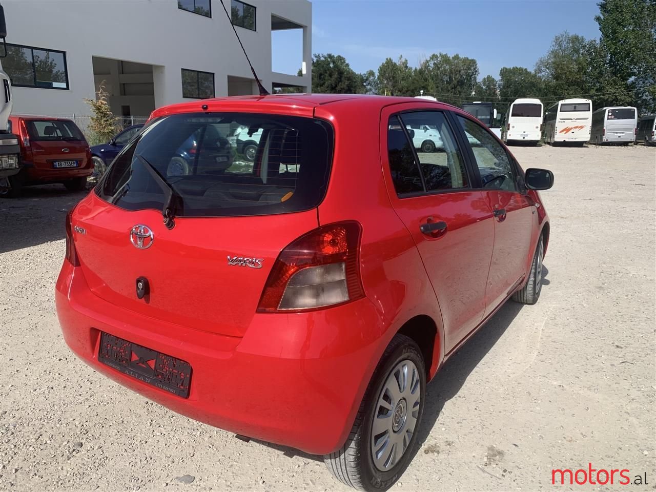 2008' Toyota Yaris photo #3